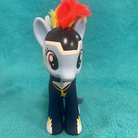 My Little Pony RAINBOW DASH * Power Ponies- 2010 Mohawk Lightning - Picture 3 of 8